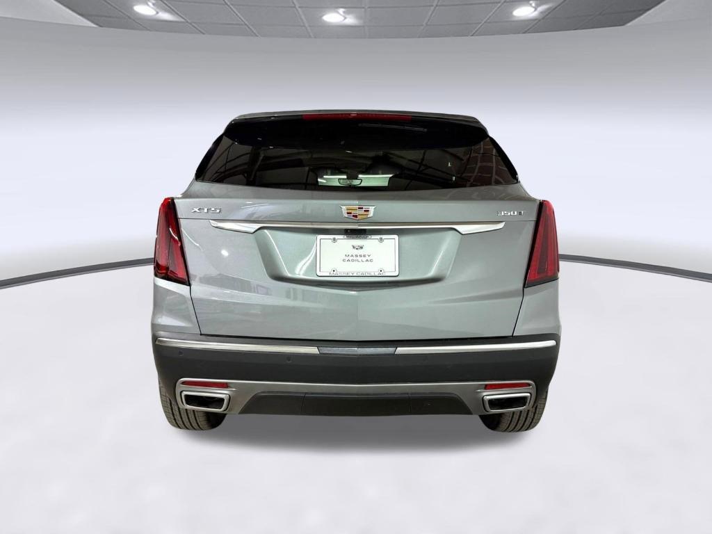 new 2026 Cadillac XT5 car, priced at $55,291
