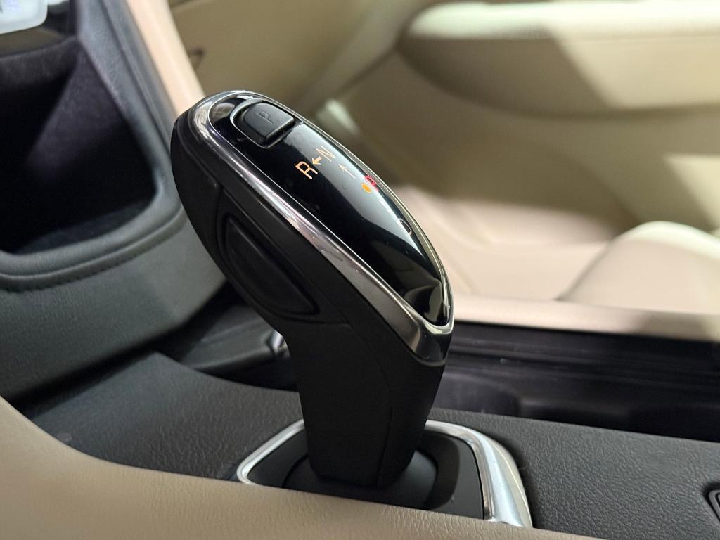 used 2019 Cadillac XT5 car, priced at $18,998