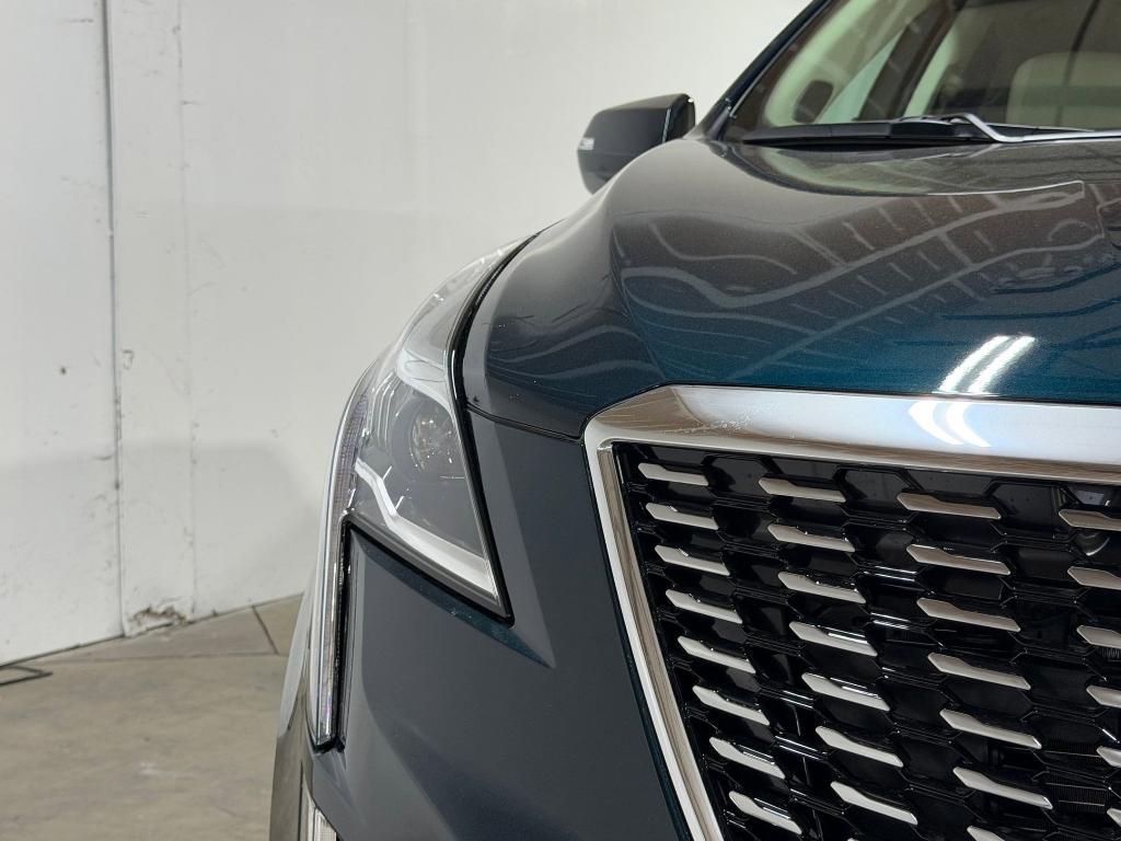 new 2026 Cadillac XT5 car, priced at $58,411