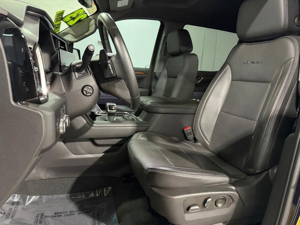 used 2023 GMC Sierra 1500 car, priced at $53,698