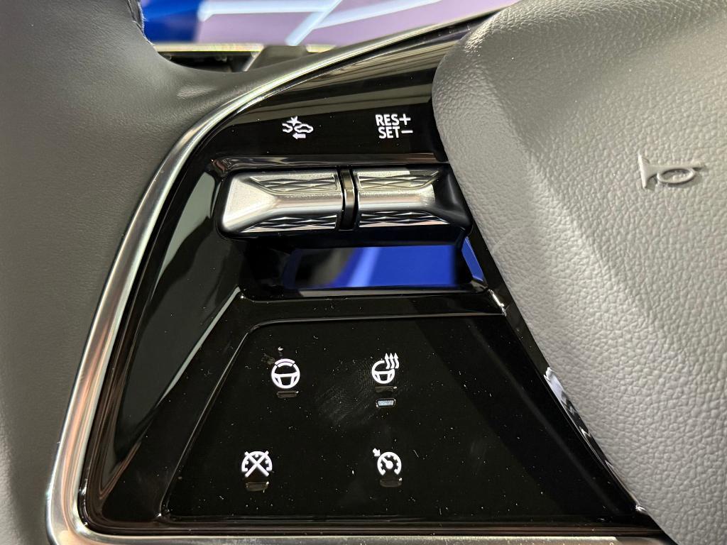 new 2025 Cadillac OPTIQ car, priced at $50,712