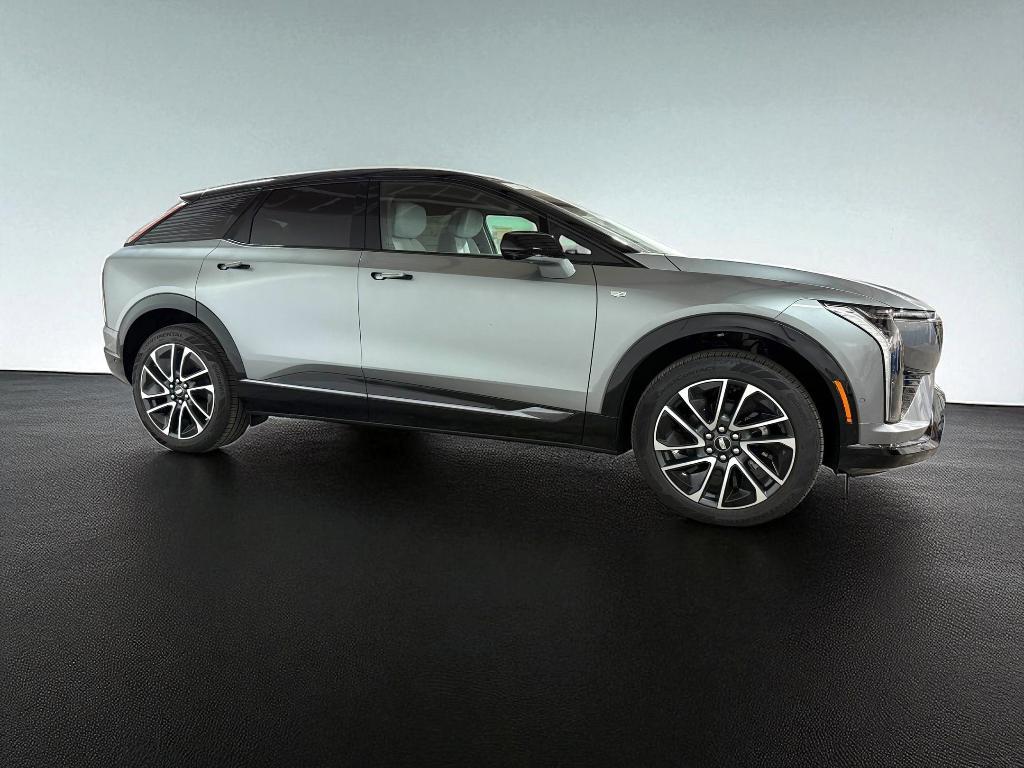 new 2025 Cadillac OPTIQ car, priced at $50,712