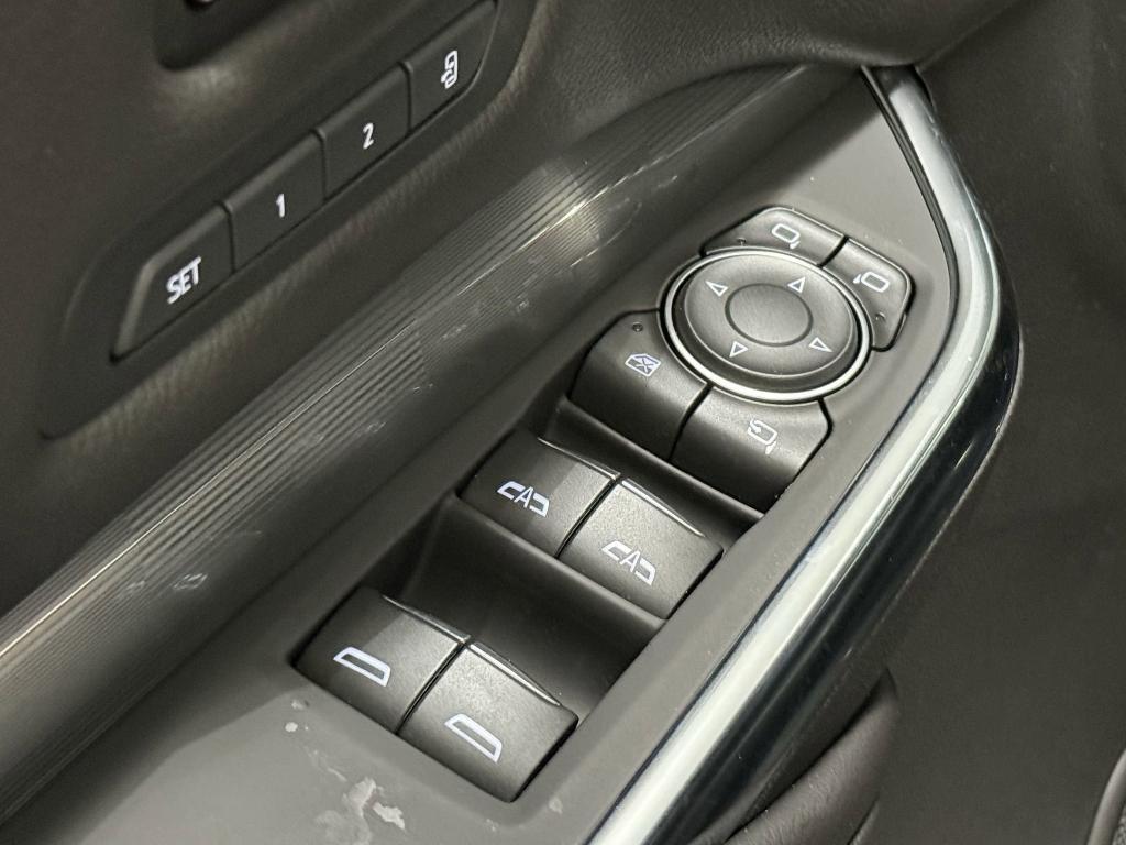 new 2025 Cadillac XT4 car, priced at $46,214