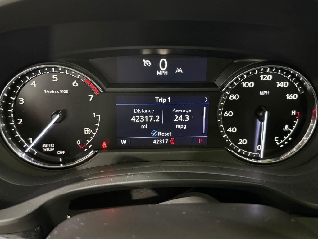 used 2021 Cadillac XT4 car, priced at $20,997