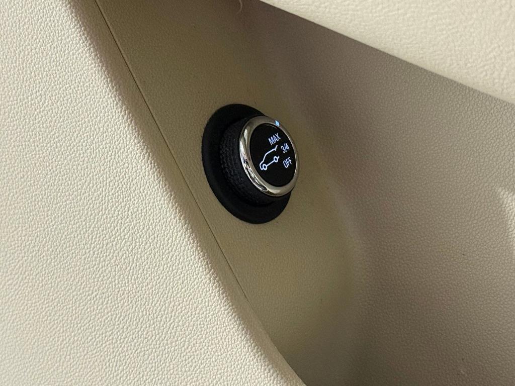 used 2017 Cadillac XT5 car, priced at $16,999