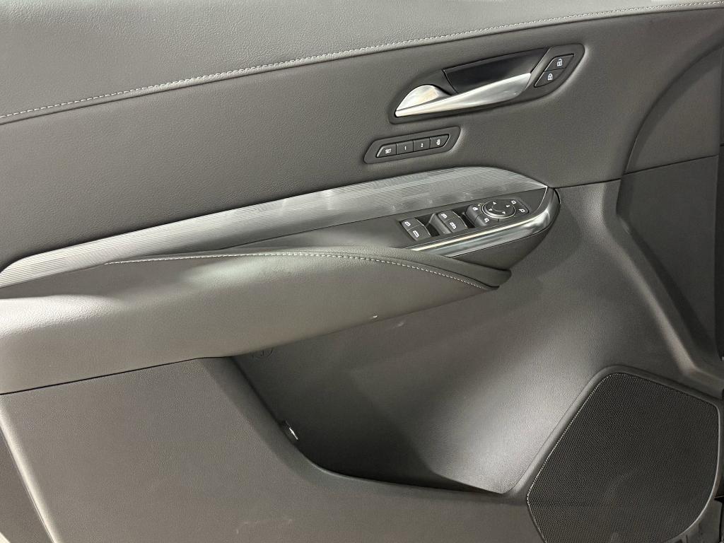 new 2025 Cadillac XT4 car, priced at $43,383