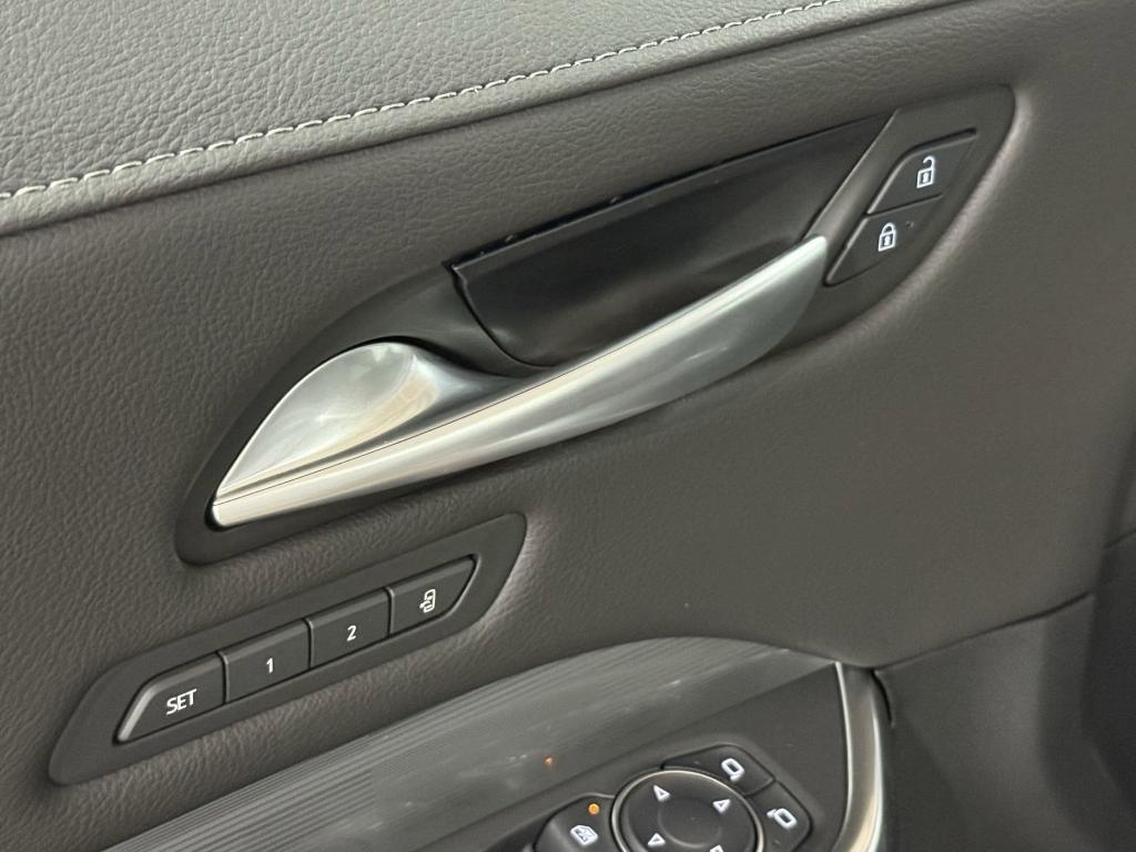 new 2025 Cadillac XT4 car, priced at $43,383