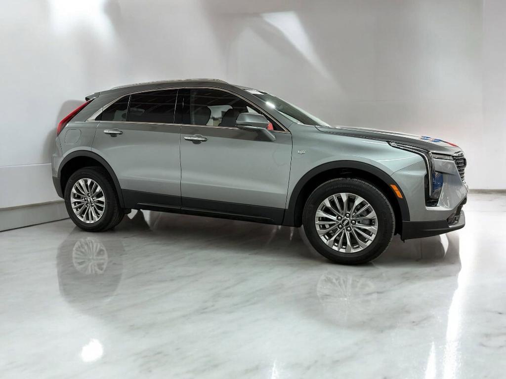 new 2025 Cadillac XT4 car, priced at $43,383