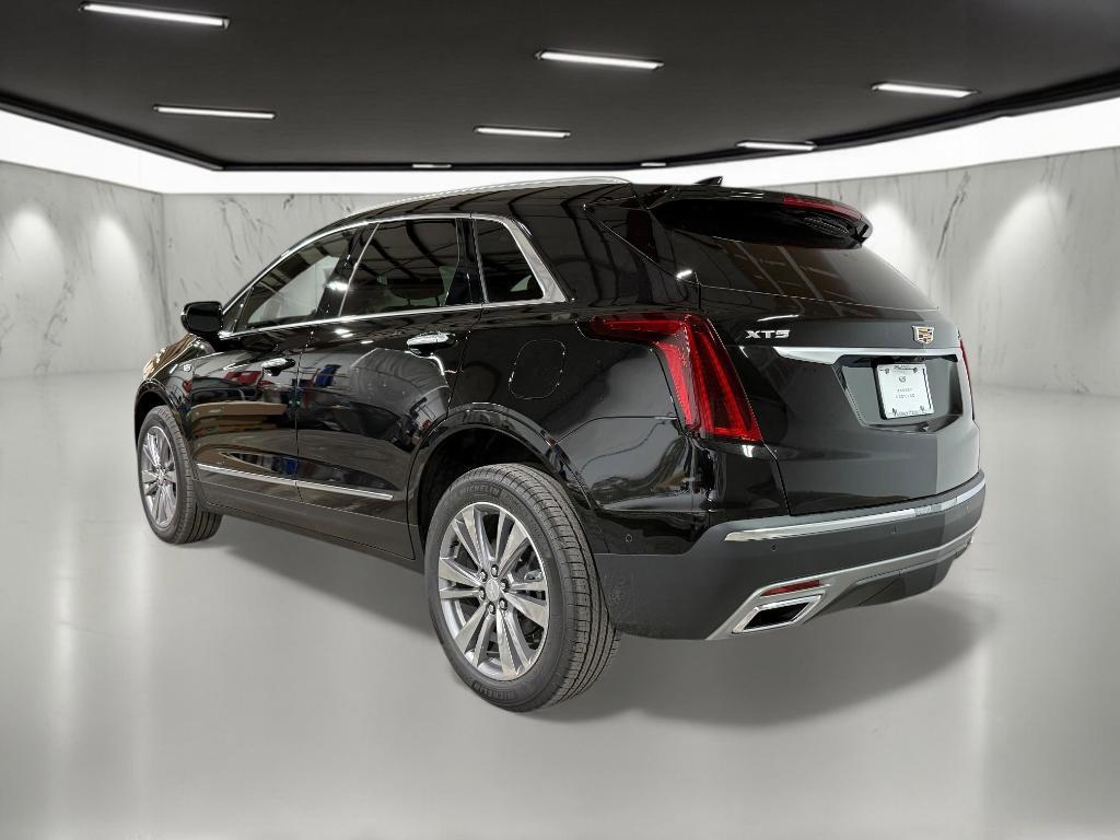new 2026 Cadillac XT5 car, priced at $59,091