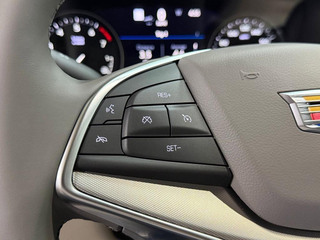 new 2026 Cadillac XT5 car, priced at $60,511