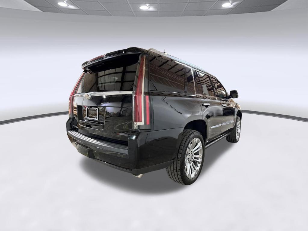 used 2019 Cadillac Escalade car, priced at $27,998