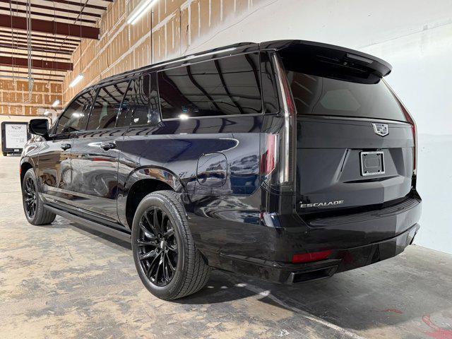 used 2023 Cadillac Escalade ESV car, priced at $82,999