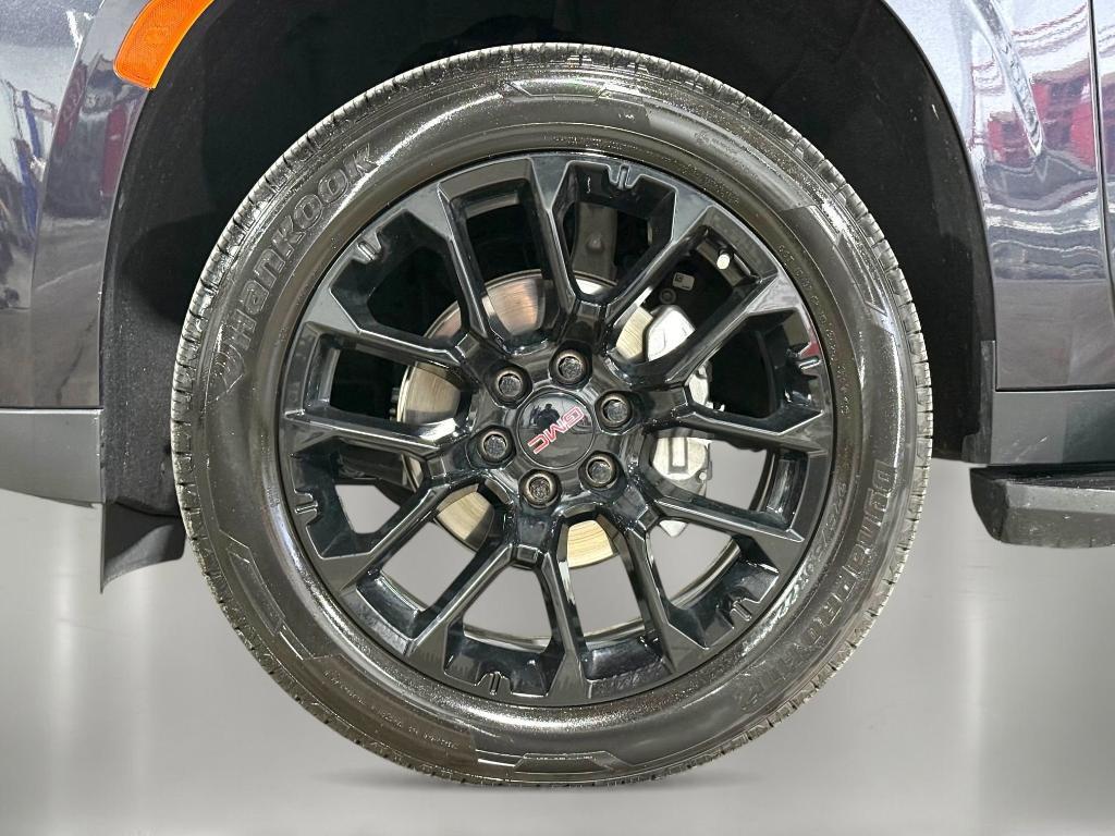 used 2023 GMC Yukon car, priced at $50,998