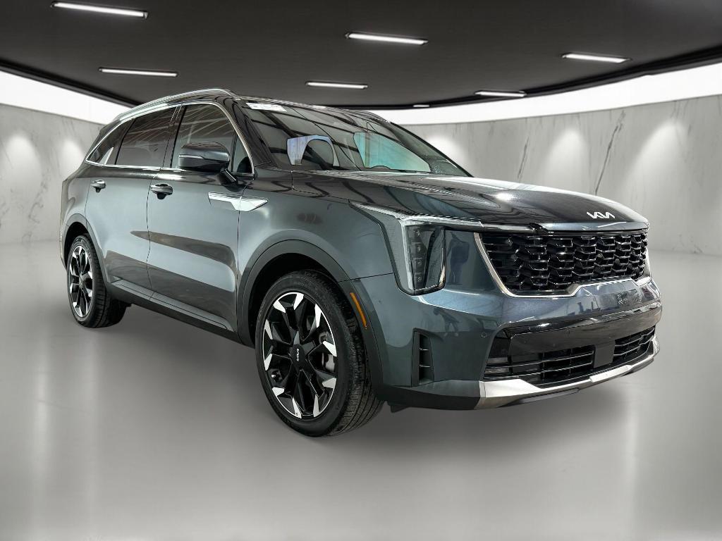 used 2024 Kia Sorento car, priced at $25,998