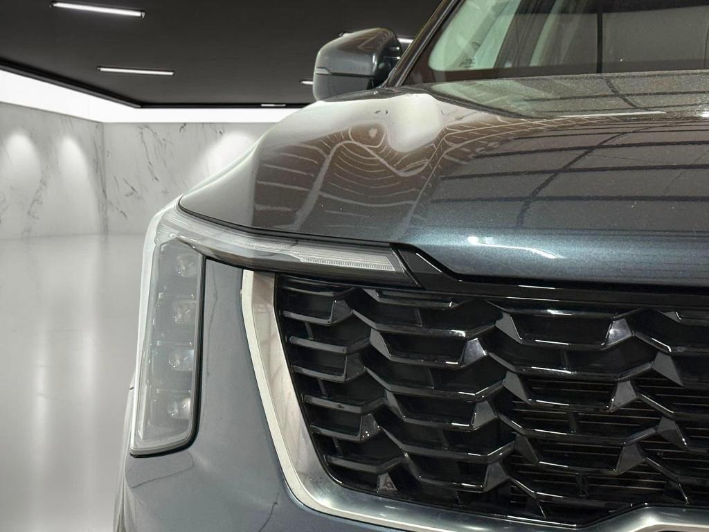 used 2024 Kia Sorento car, priced at $25,998