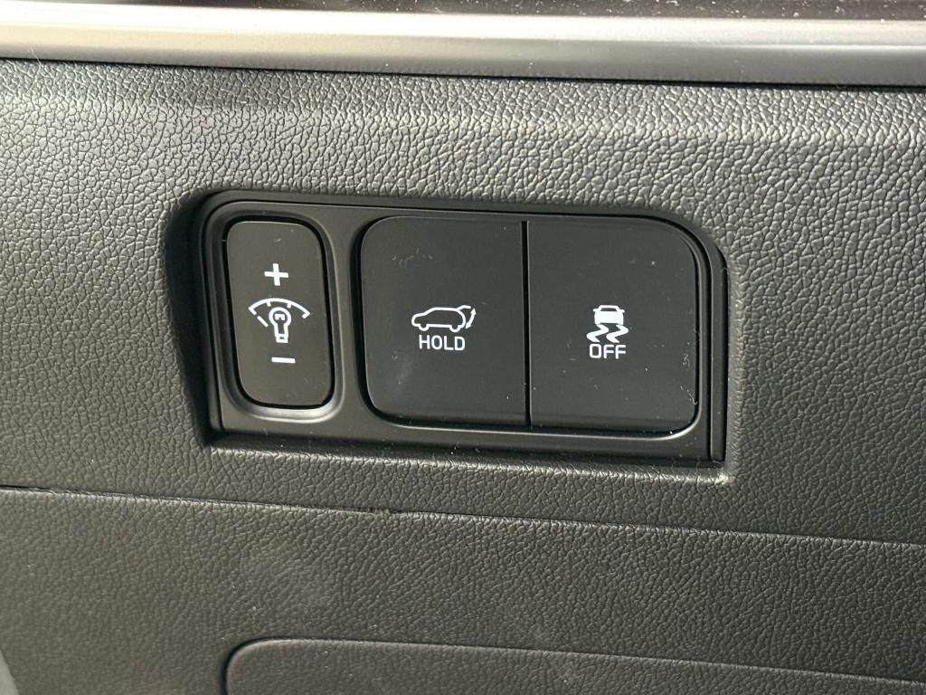 used 2024 Kia Sorento car, priced at $25,998