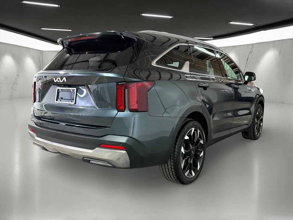 used 2024 Kia Sorento car, priced at $25,998
