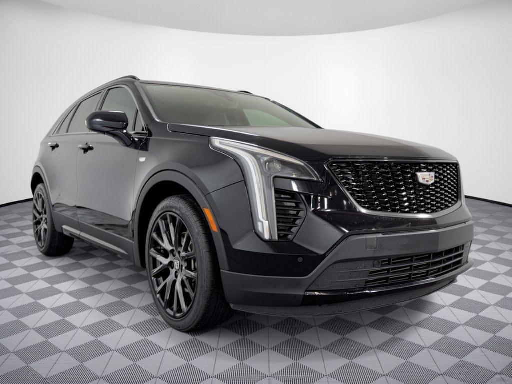 used 2020 Cadillac XT4 car, priced at $15,637