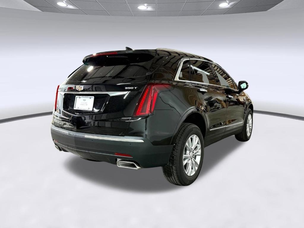 new 2026 Cadillac XT5 car, priced at $41,413
