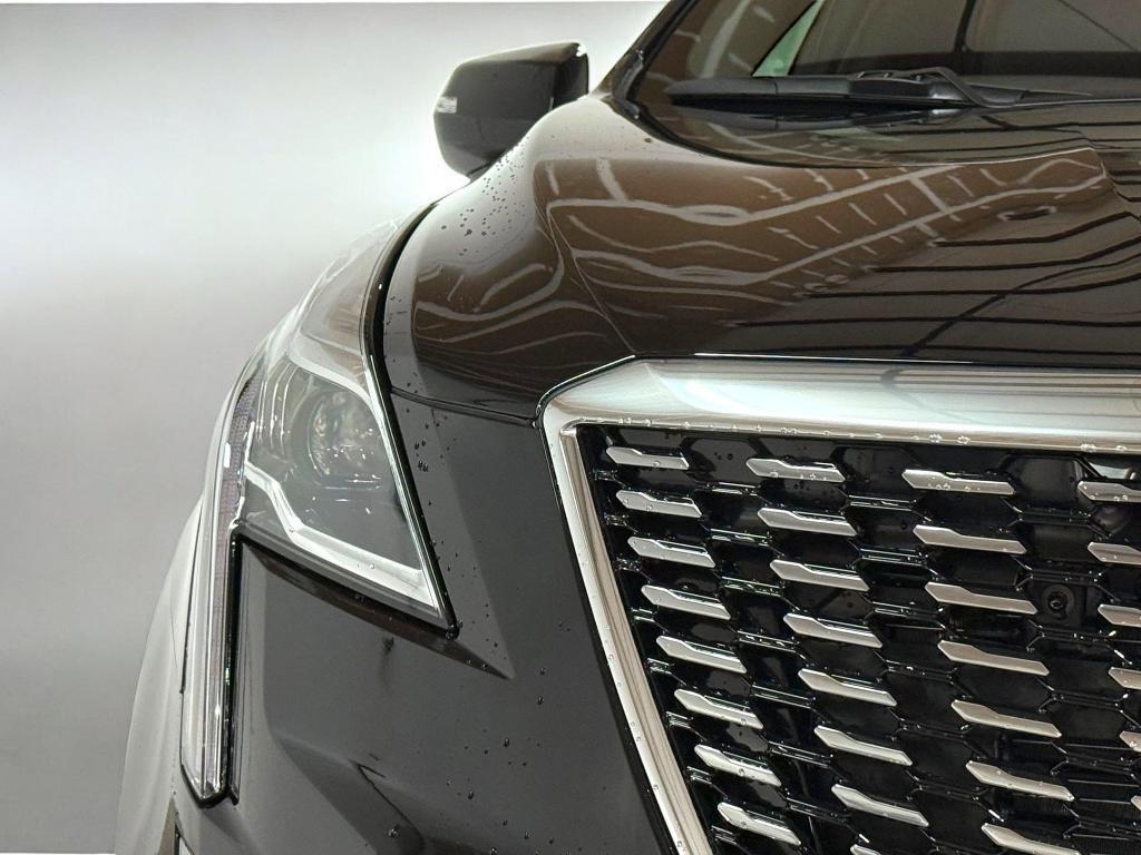 new 2026 Cadillac XT5 car, priced at $41,413