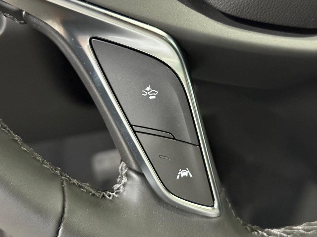 new 2026 Cadillac XT5 car, priced at $41,413