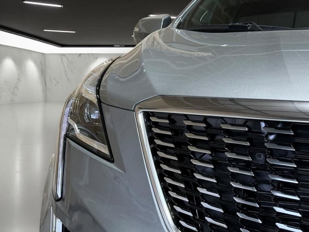 new 2026 Cadillac XT5 car, priced at $47,392