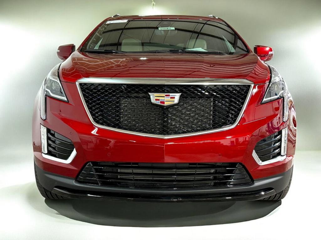 new 2025 Cadillac XT5 car, priced at $62,781