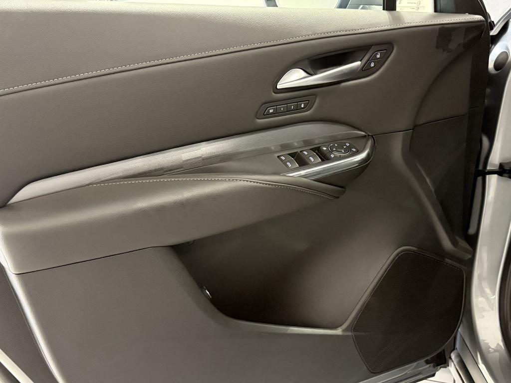 new 2025 Cadillac XT4 car, priced at $40,834