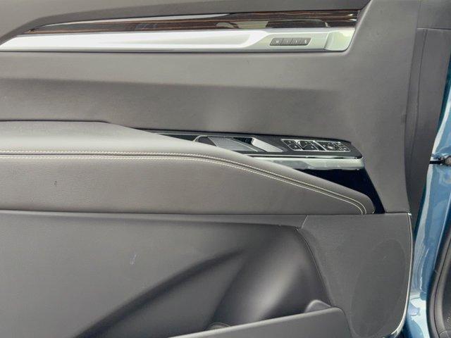 new 2026 Cadillac Escalade ESV car, priced at $125,564