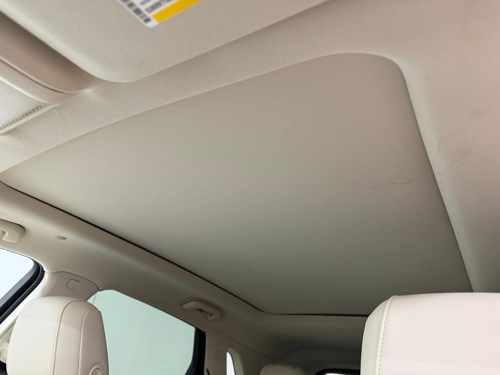 new 2026 Cadillac XT5 car, priced at $60,591