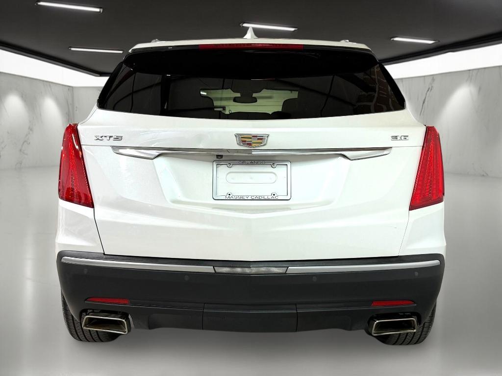 used 2017 Cadillac XT5 car, priced at $9,999