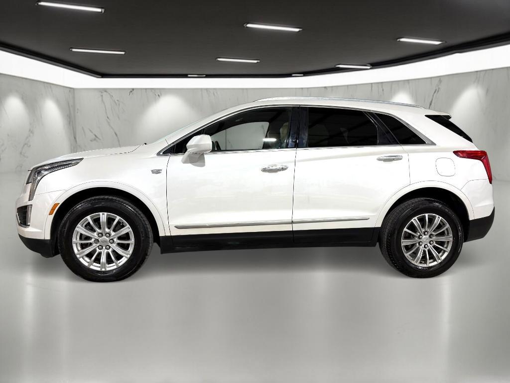used 2017 Cadillac XT5 car, priced at $9,999