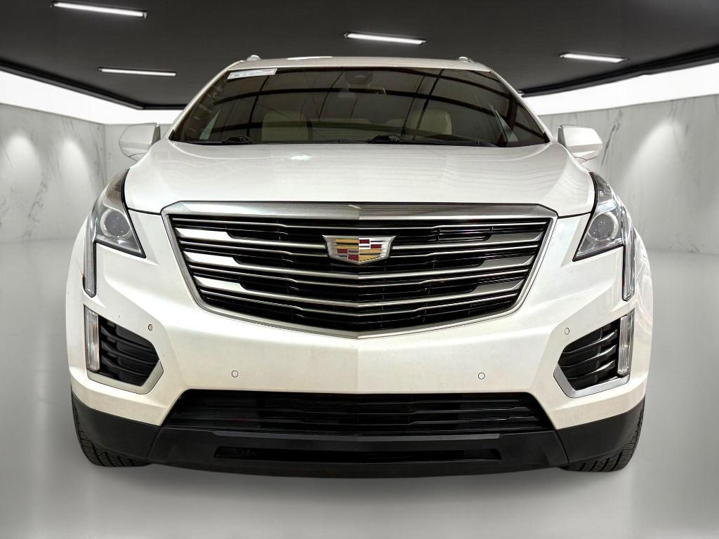 used 2017 Cadillac XT5 car, priced at $9,999