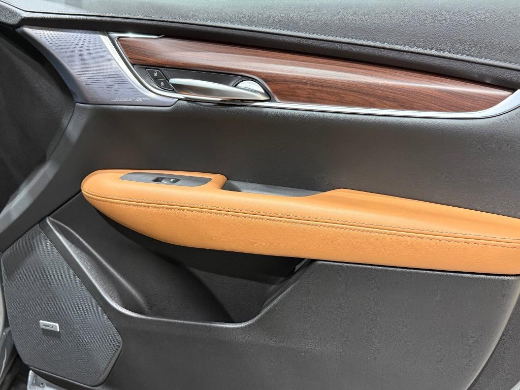 new 2026 Cadillac XT5 car, priced at $57,791