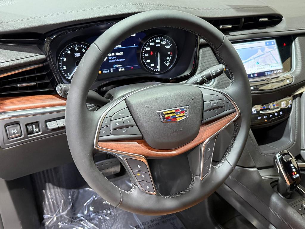 new 2026 Cadillac XT5 car, priced at $57,791