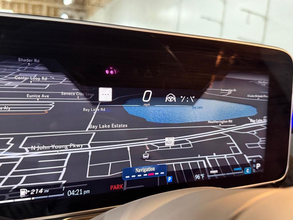 Mercedes-Benz S-Class view 23
