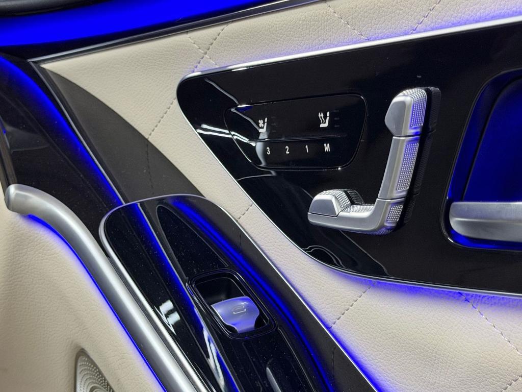 Mercedes-Benz S-Class view 52