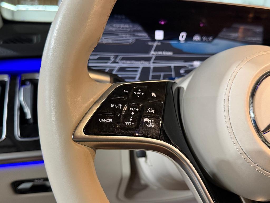 Mercedes-Benz S-Class view 14