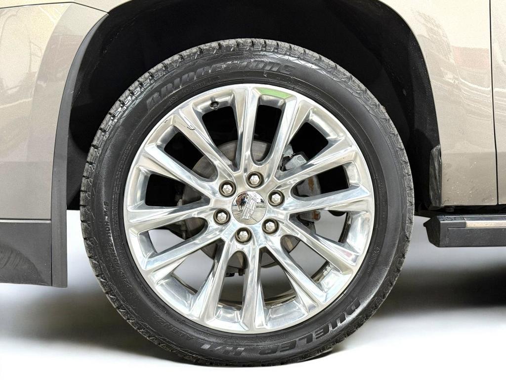 used 2018 Cadillac Escalade ESV car, priced at $21,996