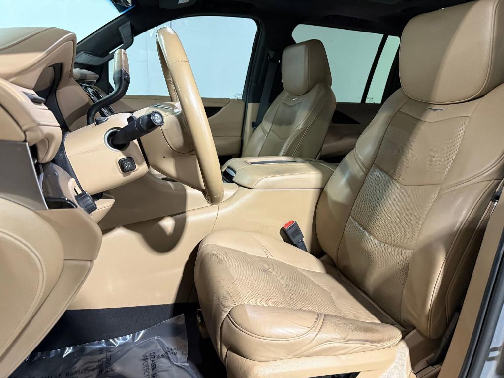 used 2018 Cadillac Escalade ESV car, priced at $21,996