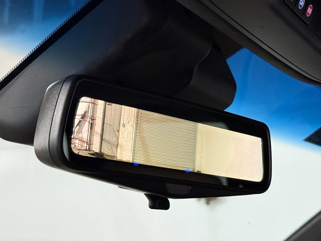 used 2018 Cadillac Escalade ESV car, priced at $21,996