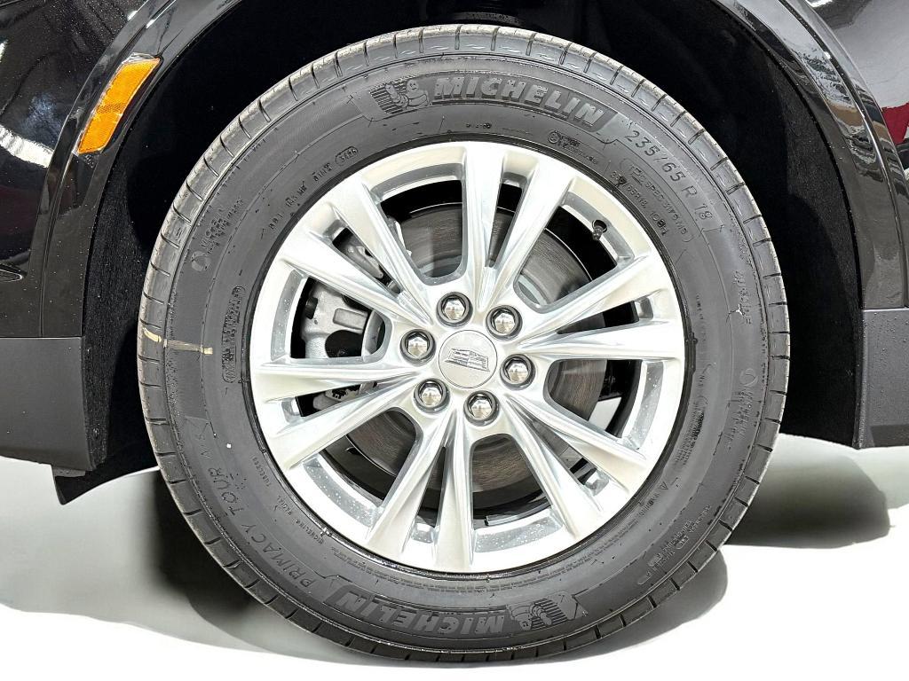 new 2026 Cadillac XT5 car, priced at $47,912