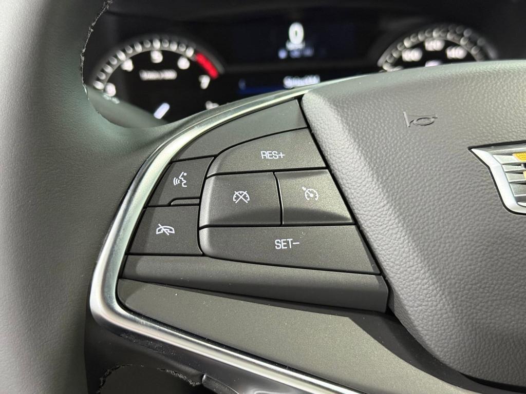 new 2026 Cadillac XT5 car, priced at $47,912