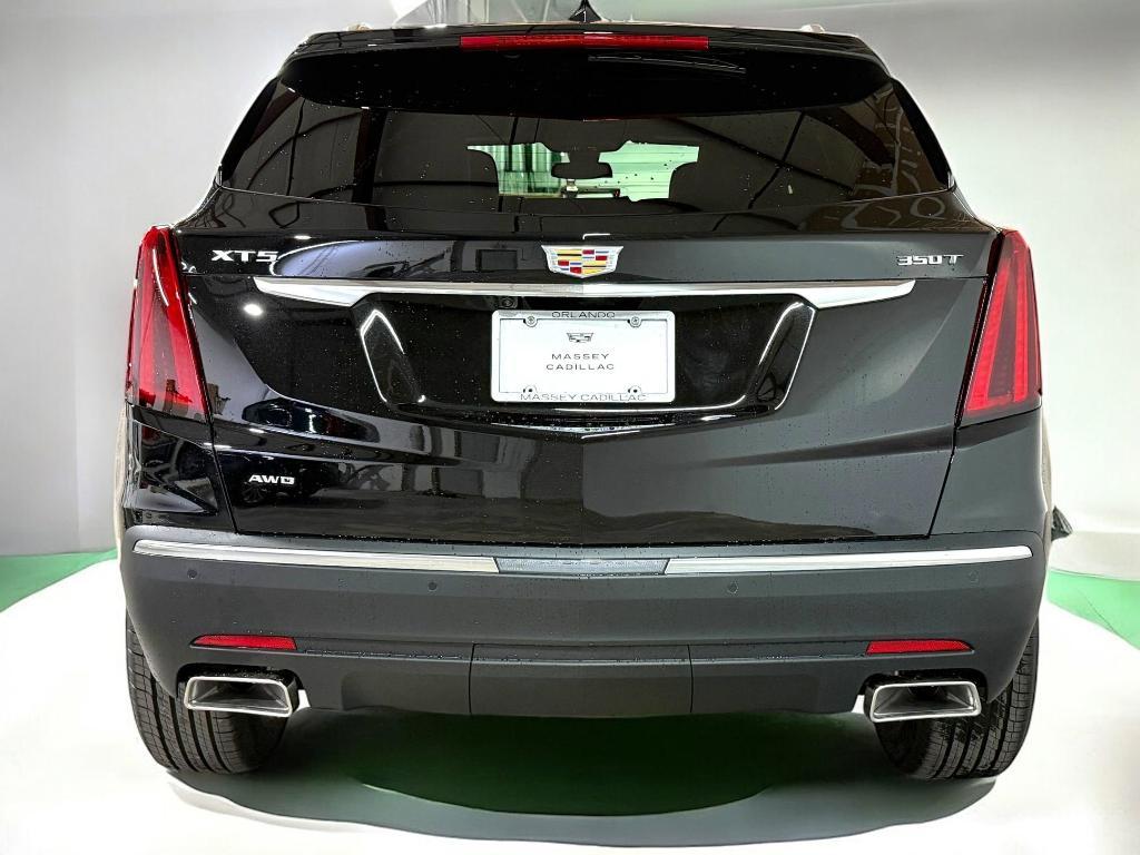 new 2026 Cadillac XT5 car, priced at $47,912