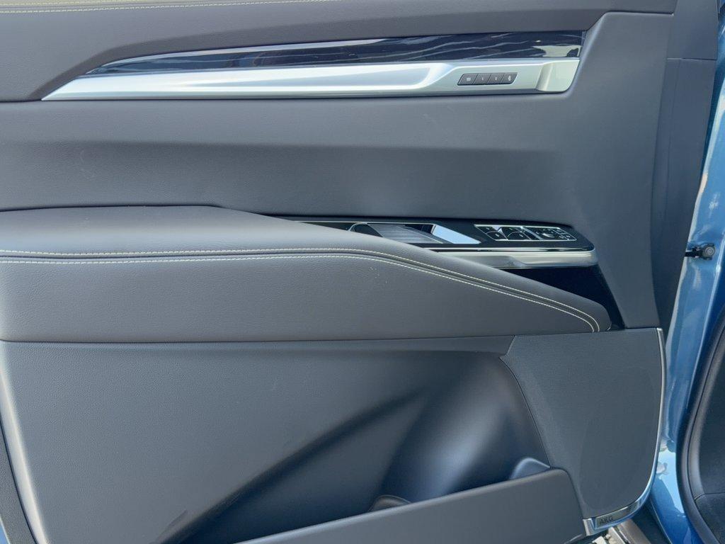 new 2026 Cadillac Escalade ESV car, priced at $118,864