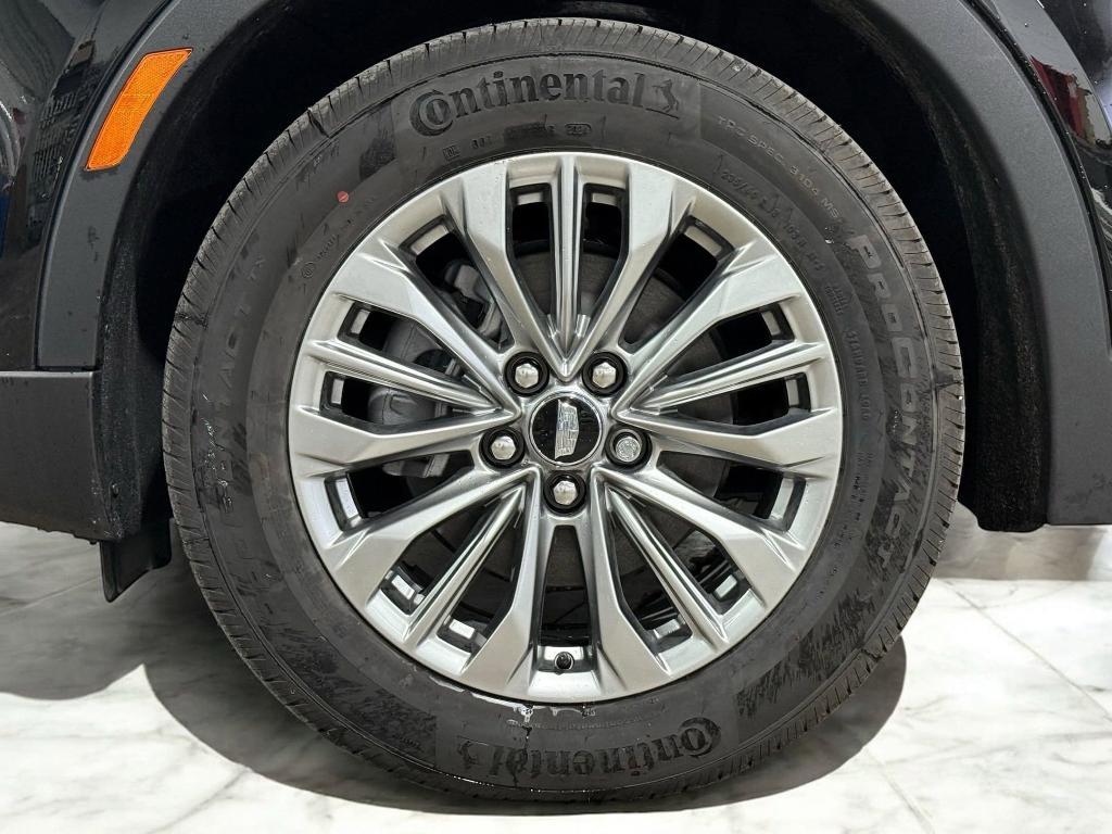 new 2025 Cadillac XT4 car, priced at $44,083
