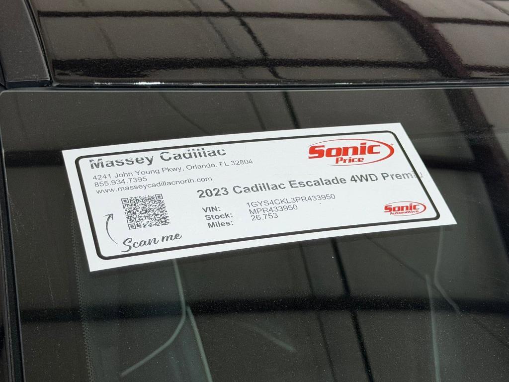 used 2023 Cadillac Escalade car, priced at $72,999