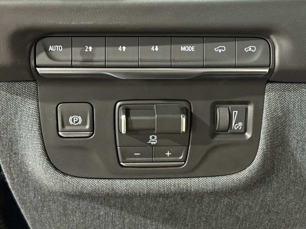 new 2026 Cadillac Escalade ESV car, priced at $142,241