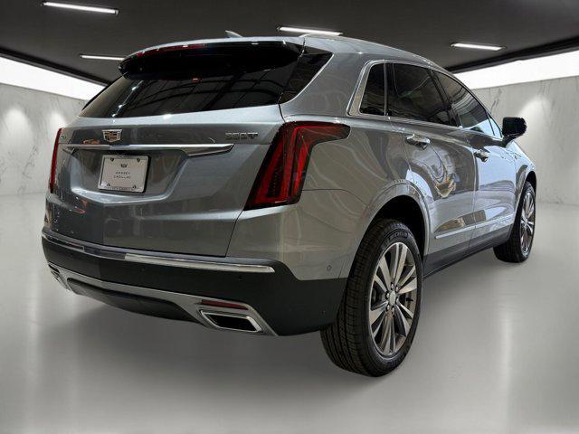 new 2026 Cadillac XT5 car, priced at $54,391