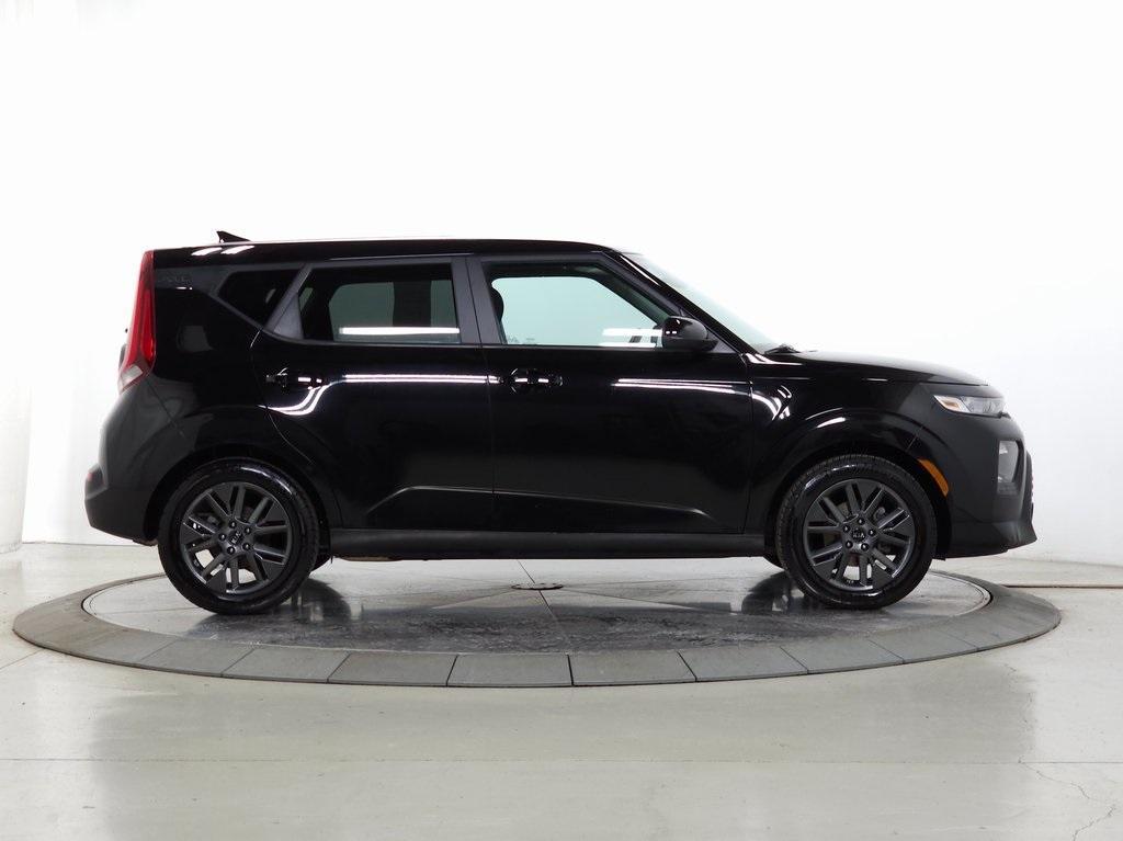 used 2021 Kia Soul car, priced at $15,400